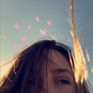 Meet your Posher, Julia